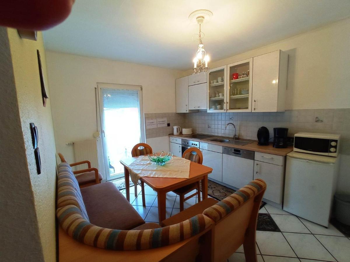 Monteur-, Ferienwohnung Mit Balkon In Hanau Bei Frankfurt Und Aschaffenburg Bagian luar foto